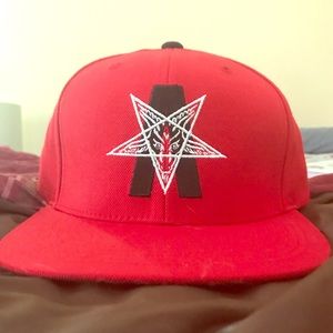Men’s Black Scale SnapBack Hat